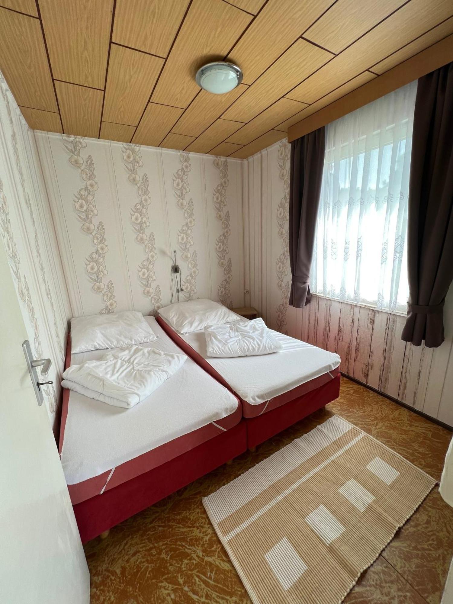 Ferien-Bungalow Im Seebad Ueckermuendeot Bellin Exteriér fotografie